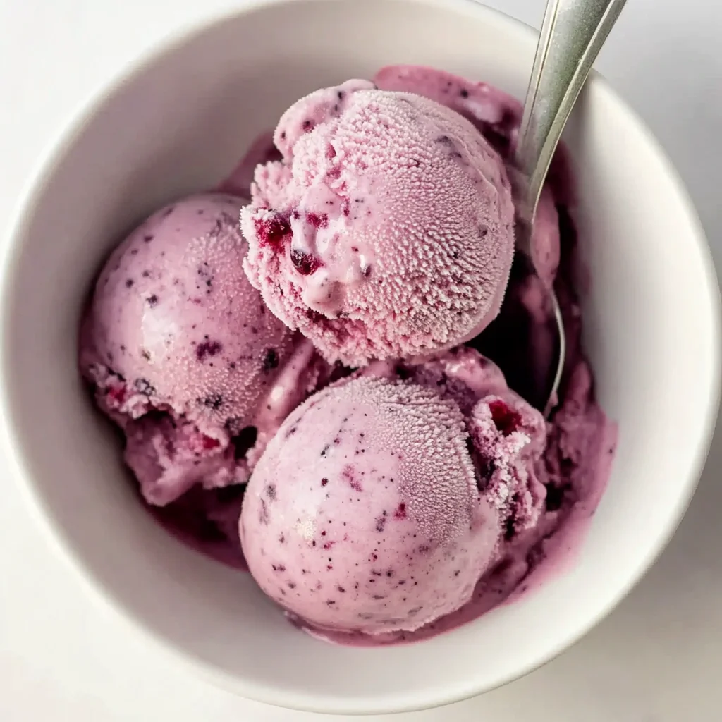 Fresh Blackberry Ice Cream (No Churn)
